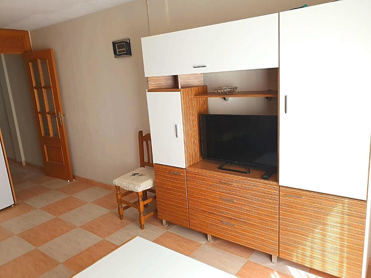 Apartamento Un Dormitorio En ベニドルム エクステリア 写真