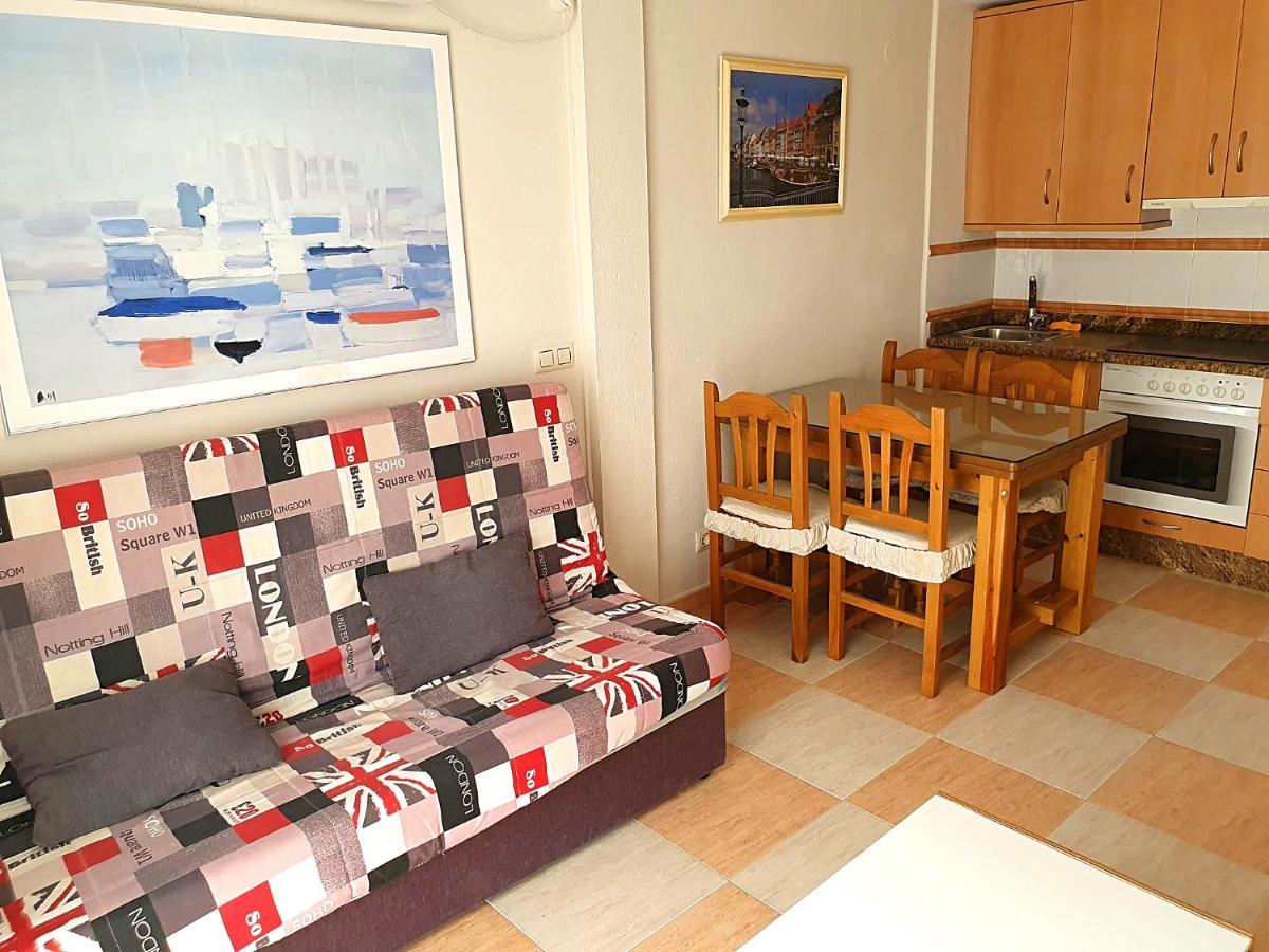 Apartamento Un Dormitorio En ベニドルム エクステリア 写真