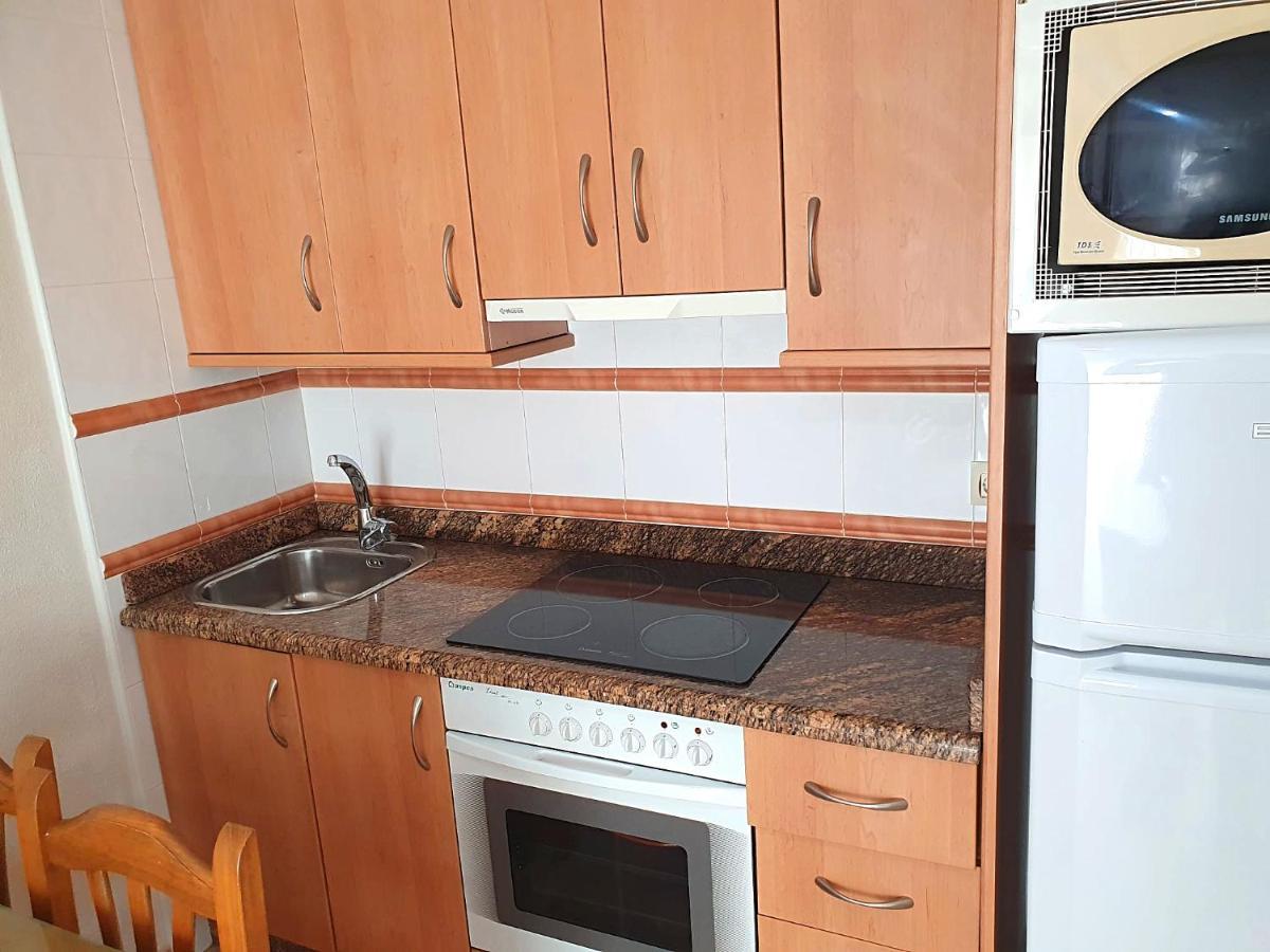 Apartamento Un Dormitorio En ベニドルム エクステリア 写真